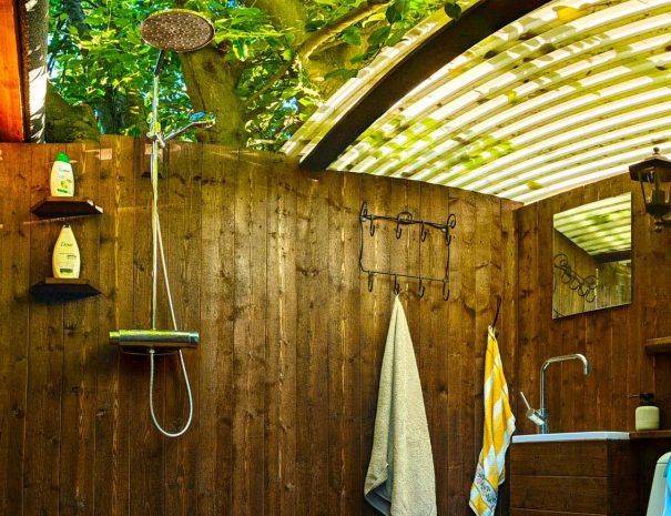Outdoor bathroom - enjoy showers in the fresh air